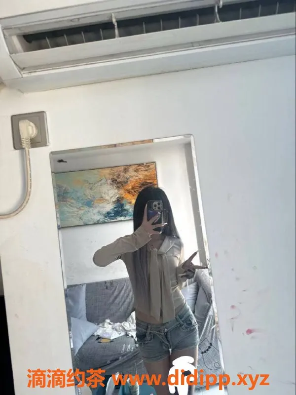 深圳楼凤-深圳龙华兔子，900元私密服务