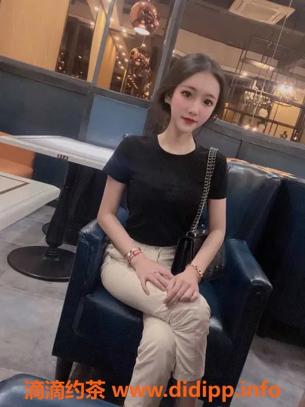 广州楼凤-天河美丽小姐姐夏梦，25岁，身高165，服务超赞