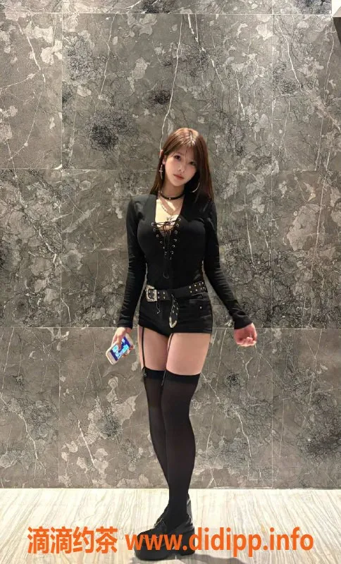 深圳楼凤-南山小乖，1500元单人服务，2700元双人激情体验