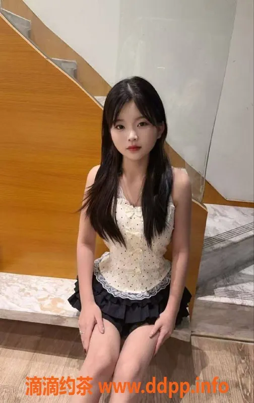 深圳楼凤资源信息,深圳龙华嫩妹小雪，500元私密服务等你来体验！