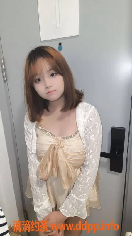 深圳楼凤-宝安小琳，800茶费，1500私聊，超值体验