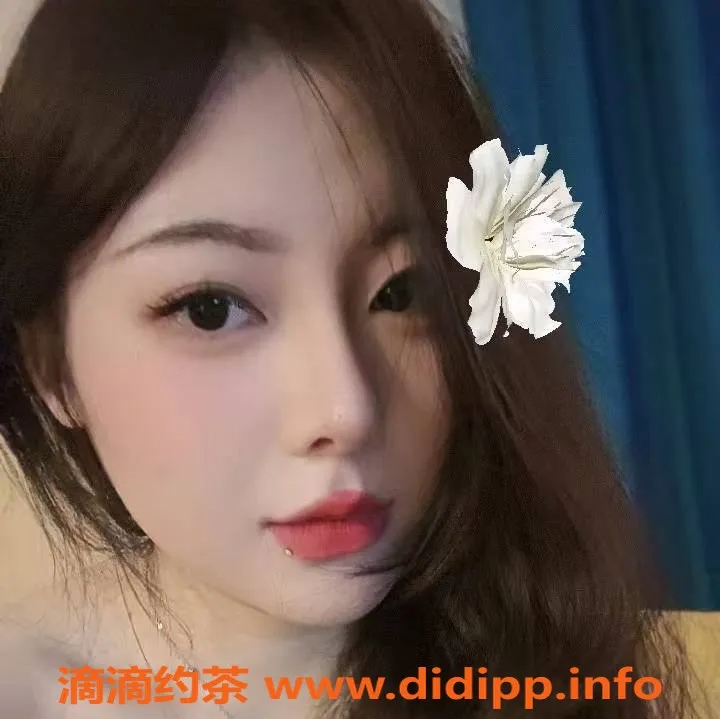 广州楼凤-天河嫩妹舌钉晴晴，700p开房体验