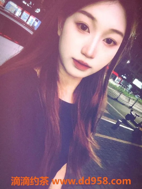 深圳楼凤-深圳宝安馨儿，茶费700p，1300pp，极致享受