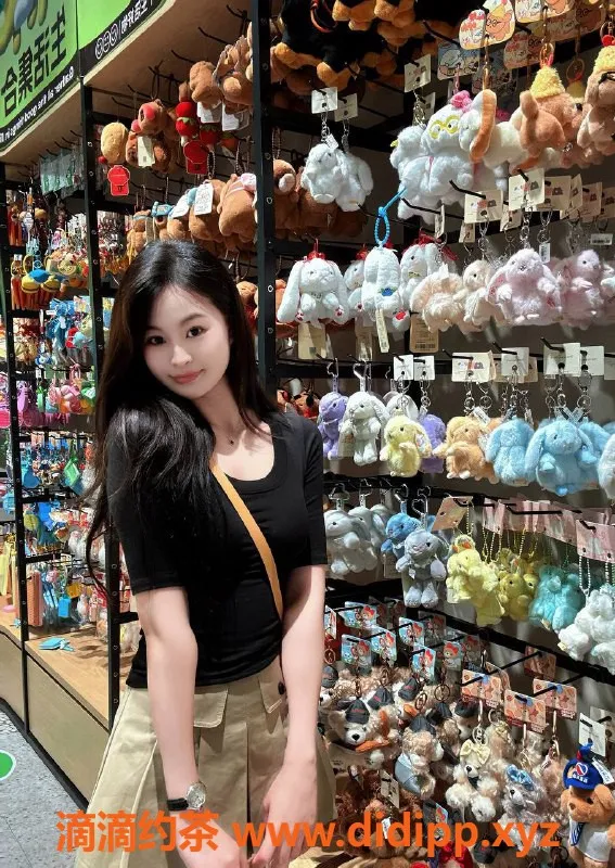 深圳楼凤-龙华长腿美女橙子，21岁，168cm，48kg，1300元起