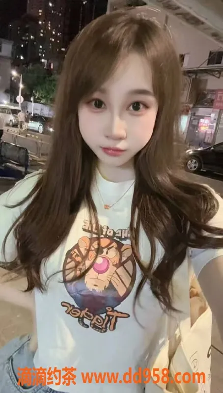 深圳楼凤资源信息,福田菲神，899元双向服务，制服嫩妹等你来体验！