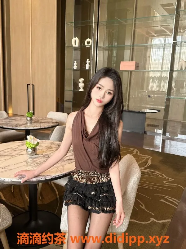 深圳楼凤-南山桃桃，20岁168cm长腿嫩妹，1200元起