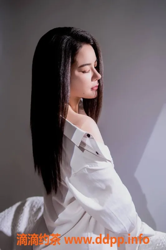 广州楼凤-黄埔御姐欣雨，600元私密服务体验