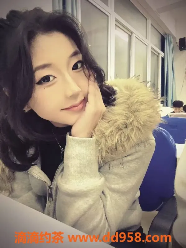 成都楼凤-武侯区琦玉，身材诱人，价格合适的嫩妹车