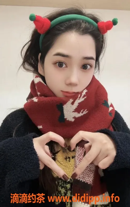 广州楼凤-天河邻家女孩童童，COS大胸私教仅900P