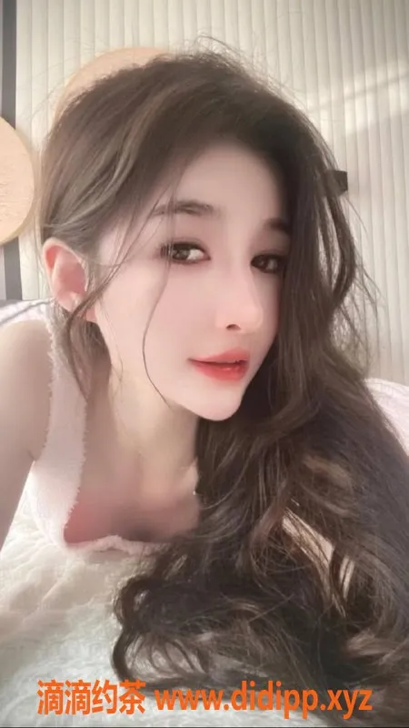 广州楼凤-天河御姐苏沁，170cm大长腿，双飞优惠来袭！