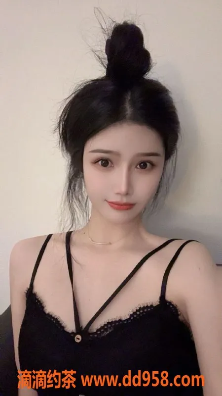 广州楼凤-天河御姐颜可儿，性感丝袜情趣1000P起