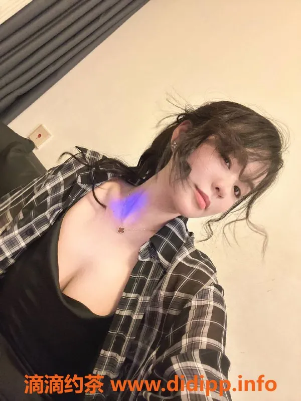 广州楼凤-天河Mico，御姐大长腿，1200P起