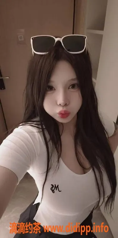 深圳楼凤-深圳福田嫩妹奶茶，1200元起服务