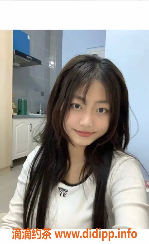 深圳楼凤-龙岗小熊：1000元体验鸳鸯浴与情趣服务