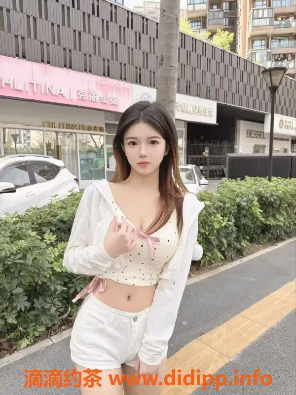 深圳楼凤-西丽琪琪，600起，专业鸳鸯浴和深喉服务