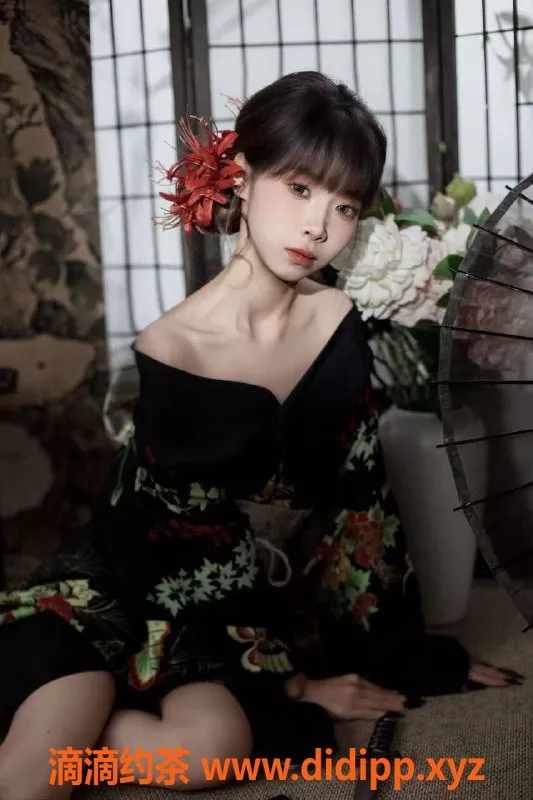 深圳楼凤-龙华雨嘉，茶费900P，服务优质体验好