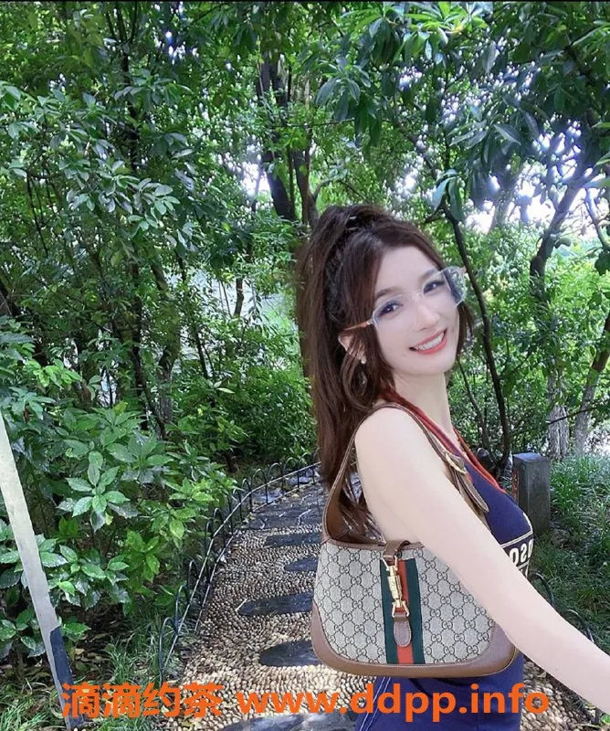 广州楼凤-天河御姐薇薇，完美大长腿，服务专业