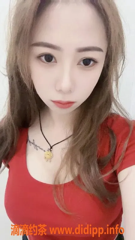 广州楼凤-白云小小御姐，丝袜大长腿，700P起