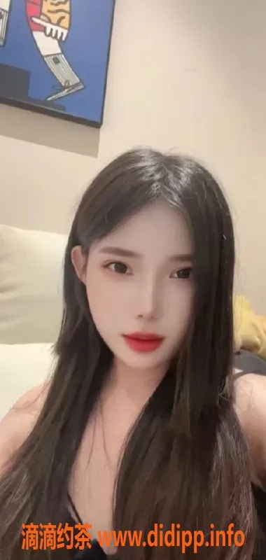 深圳楼凤-福田小甜心，162cm，44kg，23岁，舒适服务