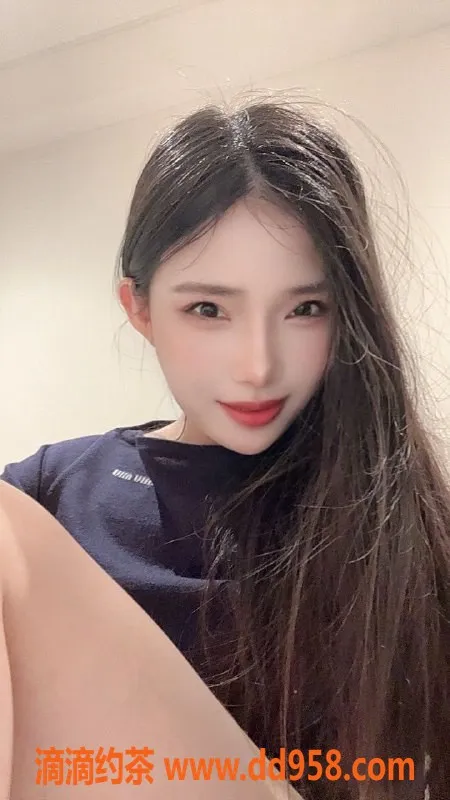 深圳楼凤-福田小甜心，162cm，44kg，23岁，舒适服务