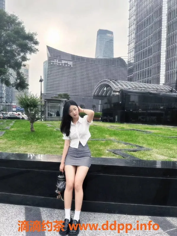 深圳楼凤资源信息,南山静崽，1000元口爆制服御姐，超推荐！