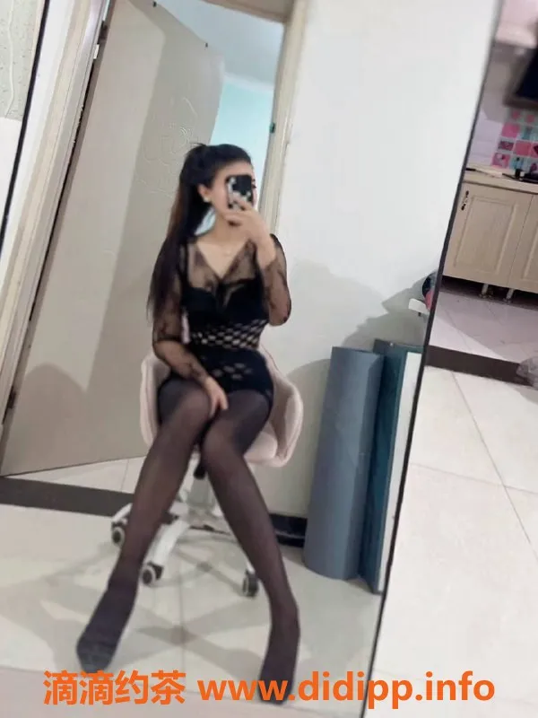 深圳楼凤-福田诗妍，年约20岁，身高165，服务热情