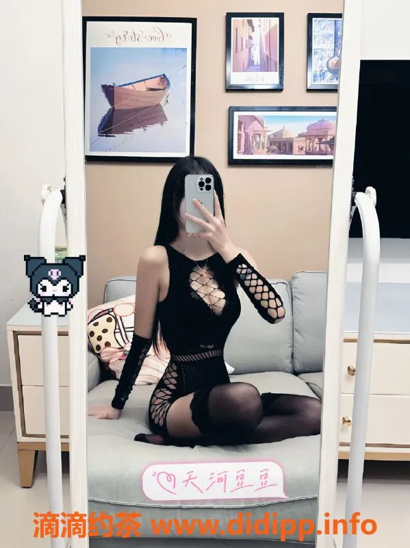 广州楼凤-天河妩媚御姐豆豆，COS造型800P体验