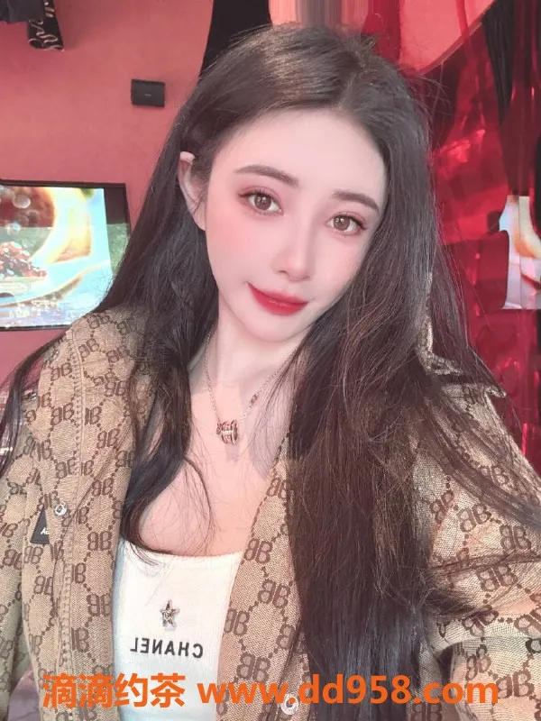 广州楼凤-天河妩媚御姐沐晴，私教800P等你来体验！