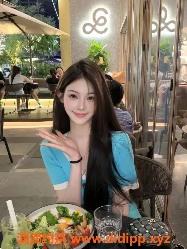 深圳楼凤-龙华纯熙 23岁 162cm C罩 45kg 1300起