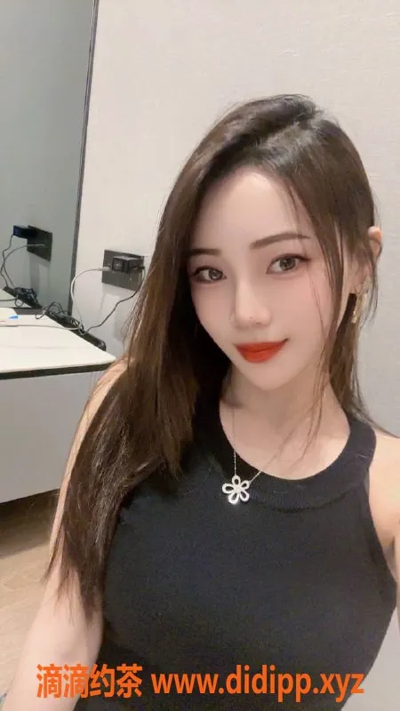 深圳楼凤-南山小洛伊 166cm 48kg 性感诱惑体验