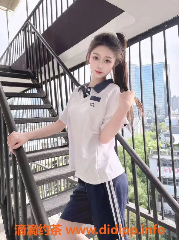 深圳楼凤-福田小梦，18岁165cm，40kg嫩妹，最优服务！