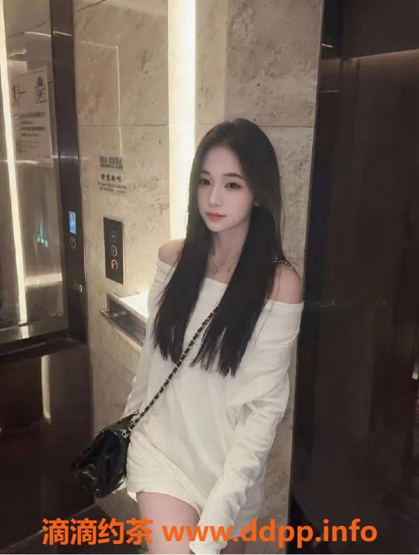 深圳楼凤-福田区嫩妹小面包，舌吻制服服务超赞！