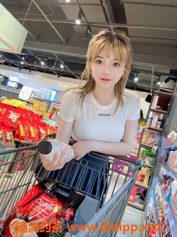 北京楼凤-丰台小萱萱，视频认证，价格800起