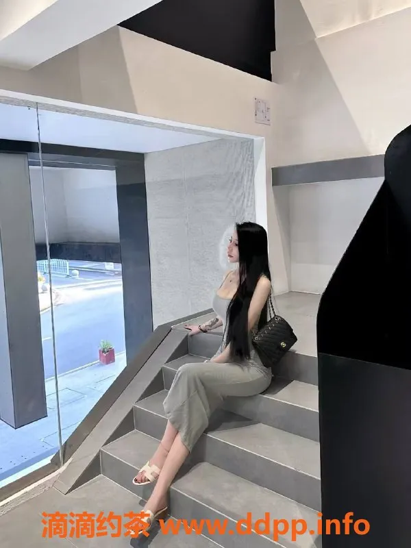 广州楼凤资源信息,天河小龙女，大胸御姐服务型美眉