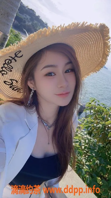 广州楼凤-天河丰满少妇诗诗，COS服务只需1100p