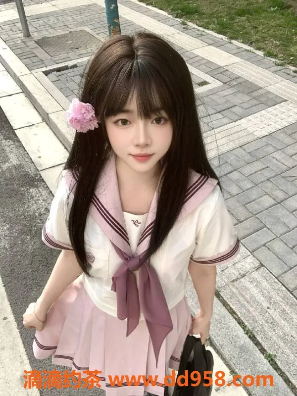 深圳楼凤-福田恩恩，21岁娇小萝莉，160B 40kg，800P起