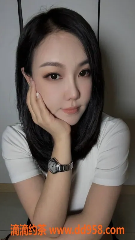 广州楼凤资源信息,海珠董小姐，清纯少女800p服务等你来体验！