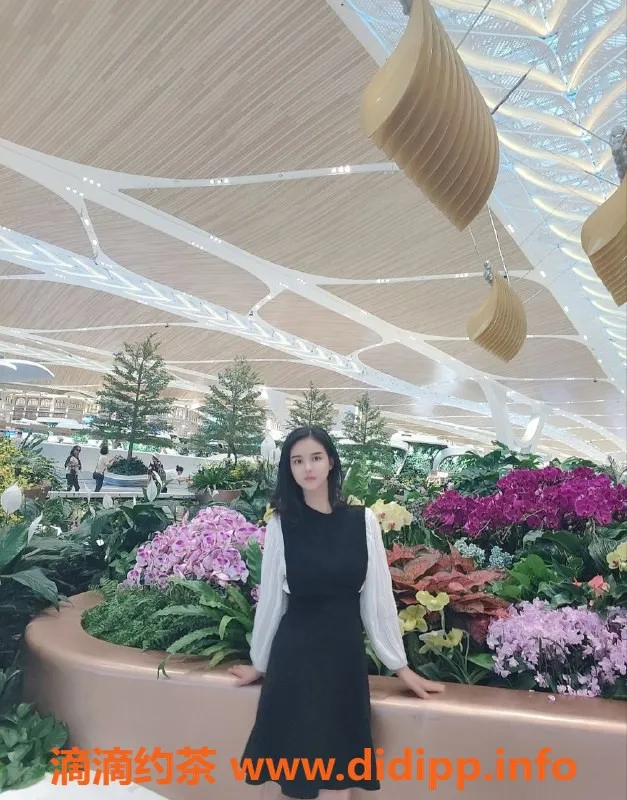 广州楼凤-白云小慧大奶69莞式服务，水费450p