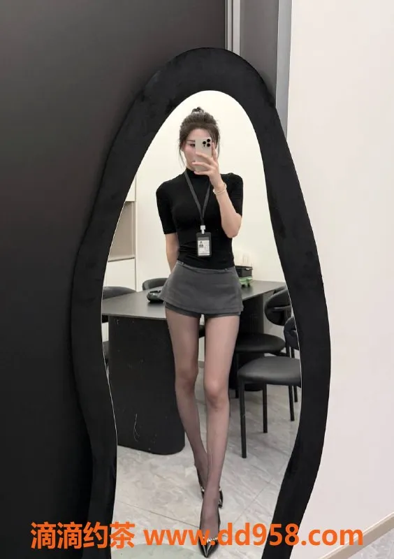 深圳楼凤资源信息,南山泡泡，900元体验鸳鸯浴与舌吻