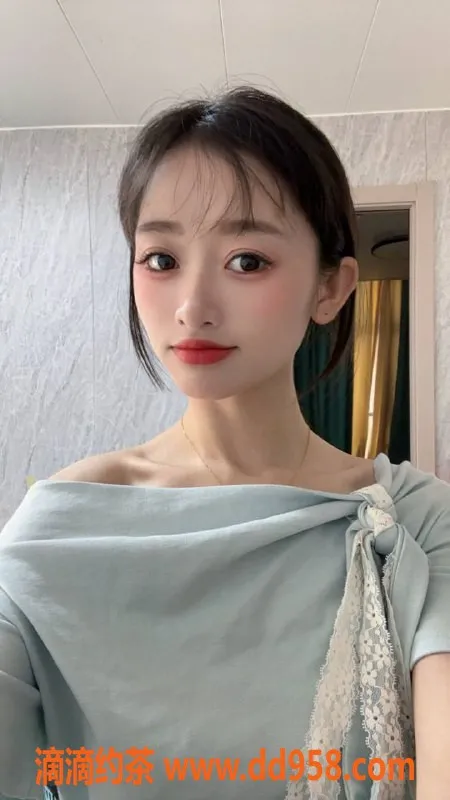 深圳楼凤-宝安嫩妹喜宝，20岁160cm，83斤仅需1888PP