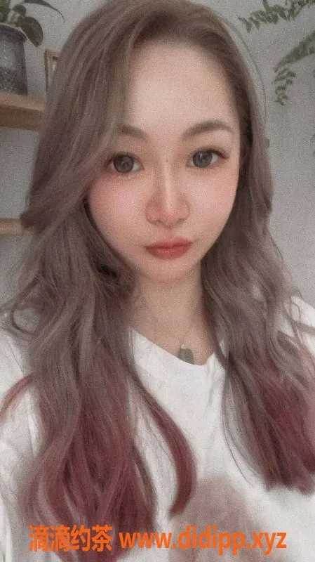 广州楼凤-海珠冲田梨梨，700元享受优质服务