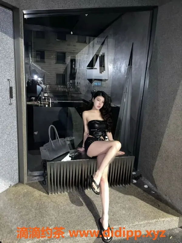 深圳楼凤资源信息,南山礼仪Model，1300p起，体验超棒！