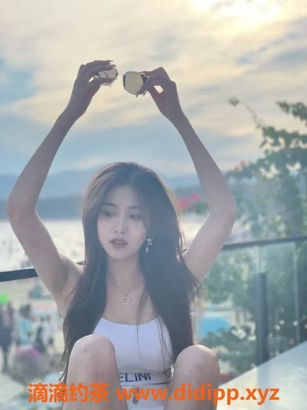 深圳楼凤-南山区嫩姐小冉，调情制服服务超推荐！