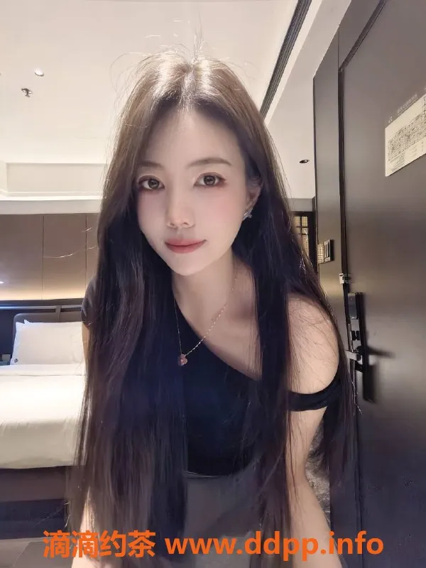 深圳楼凤-南山嫩妹木子，700元私密服务等你来体验