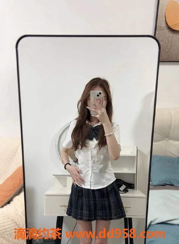 深圳楼凤资源信息,福田萌萌，茶费1000P，1800PP，绝对让你满意！