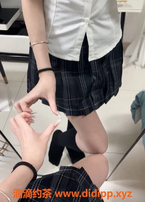 深圳楼凤-福田萌萌，茶费1000P，1800PP，绝对让你满意！