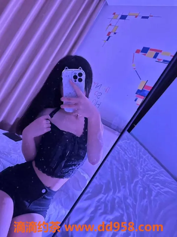 深圳楼凤资源信息,龙岗嫩妹泡菜，舌吻与制服服务