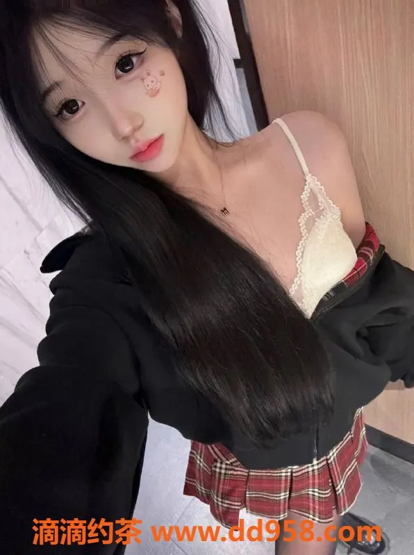 广州楼凤-天河嫩妹小玉，1000元深喉69体验