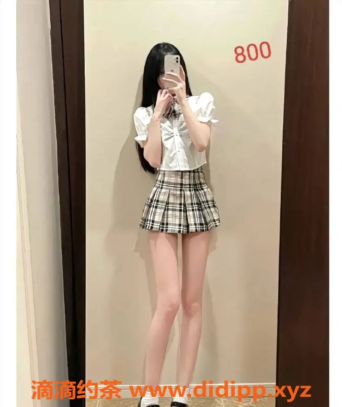 广州楼凤-小乔公寓，年轻高颜值，520元畅享激情服务