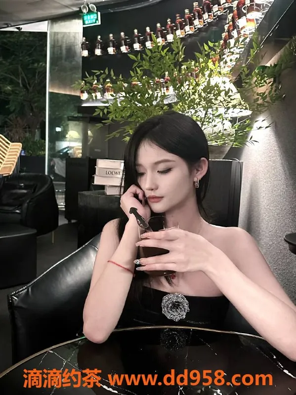 广州楼凤资源信息,天河嫩妹清妍，800P舌吻69服务